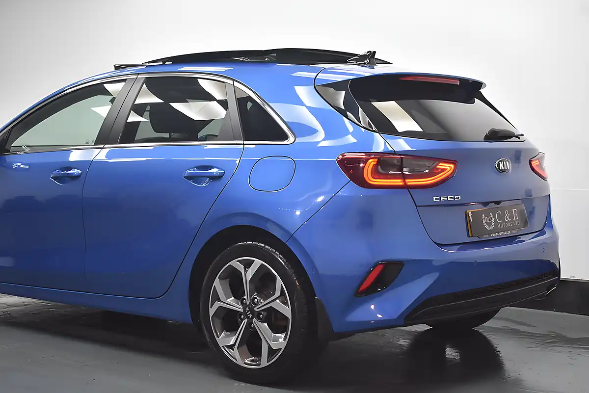Used 2018 Kia Ceed First Edition Blue - Interior and Exterior details 10