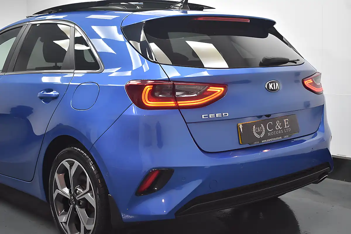 Used 2018 Kia Ceed First Edition Blue - Interior and Exterior details 19