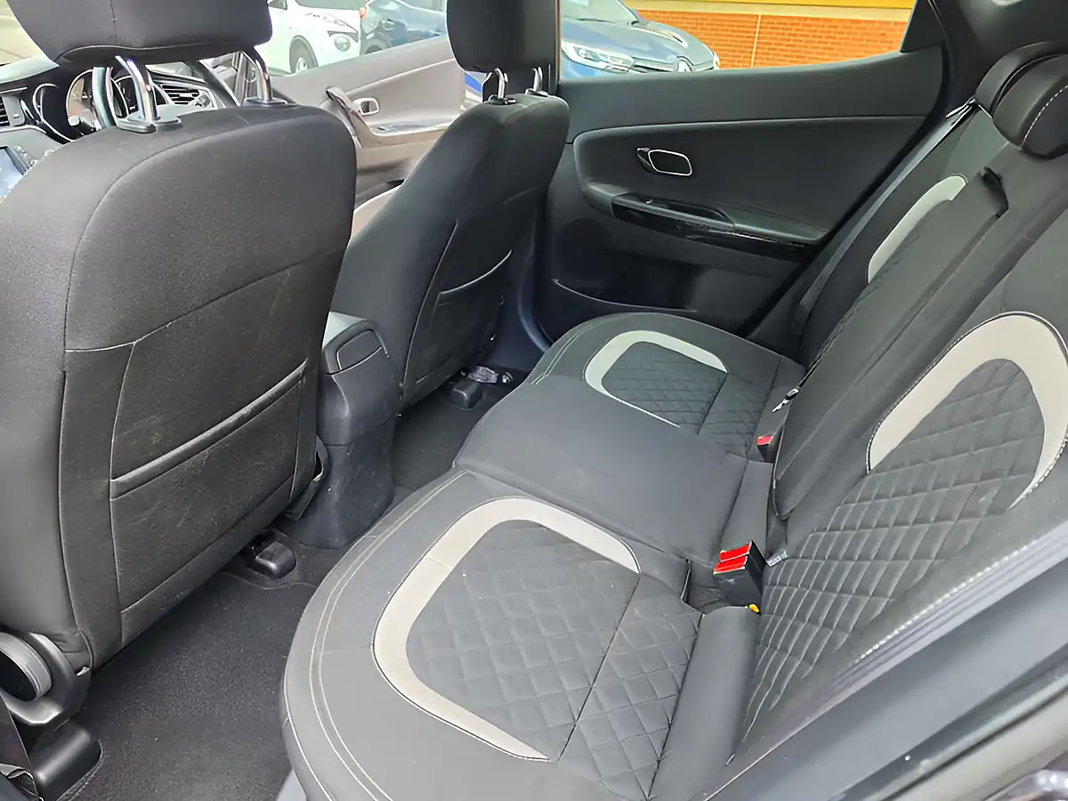 Used 2018 Kia Ceed GT-Line Isg Grey - Interior and Exterior details 15