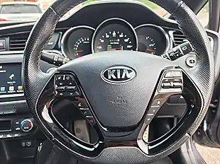 Used 2018 Kia Ceed GT-Line Isg Grey - Interior and Exterior details 18
