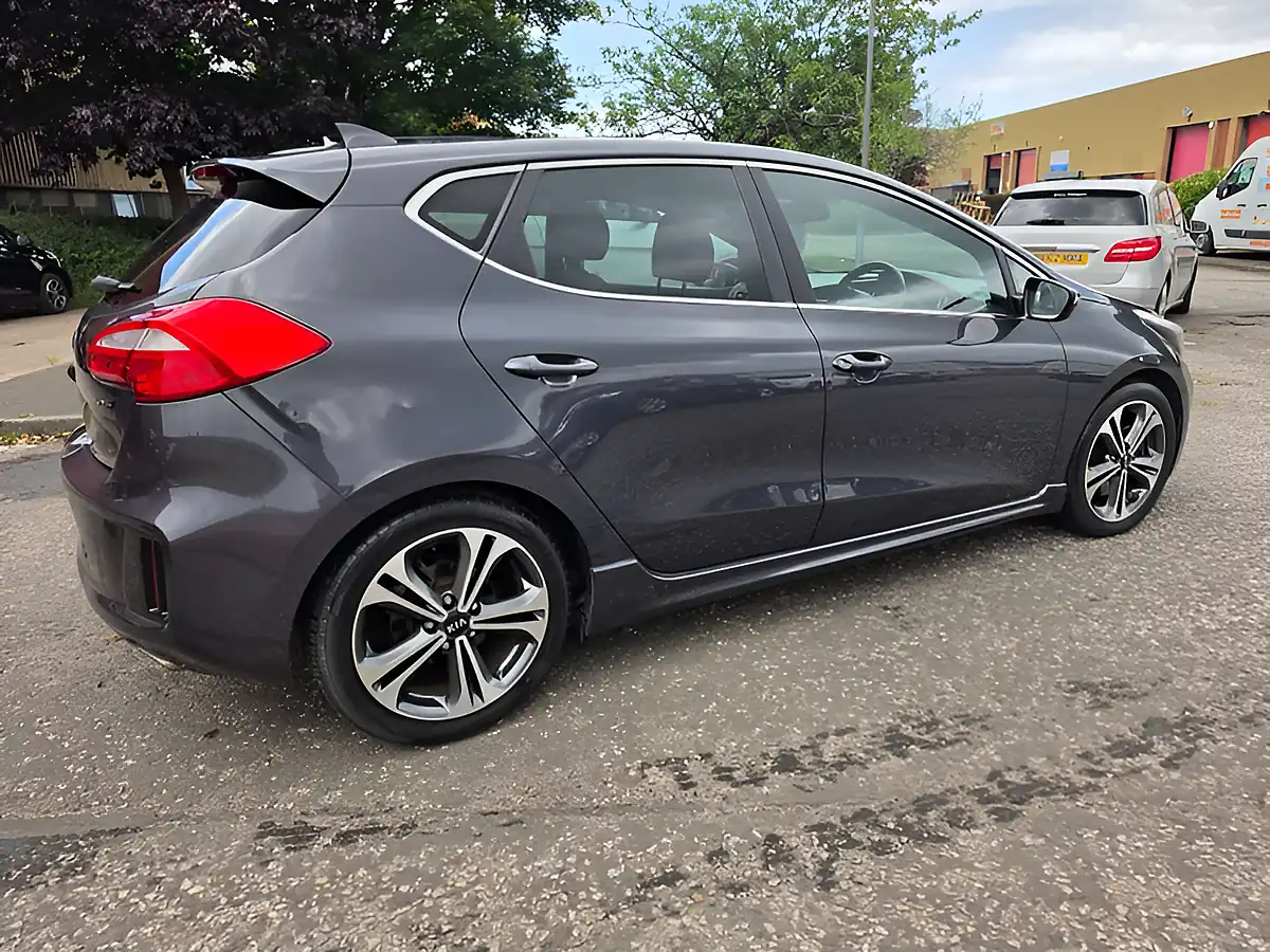 Used 2018 Kia Ceed GT-Line Isg Grey - Interior and Exterior details 6