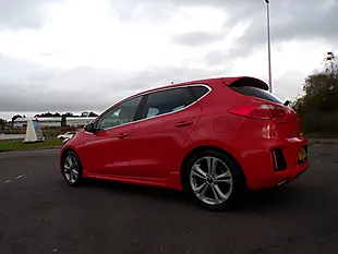 Used 2018 Kia Ceed GT-Line Red - Interior and Exterior details 9