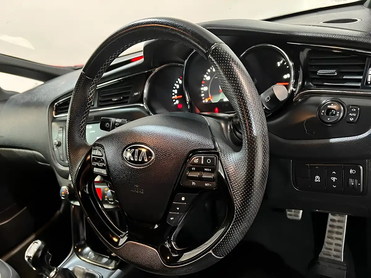 Used 2018 Kia Ceed GT-Line Red - Interior and Exterior details 15