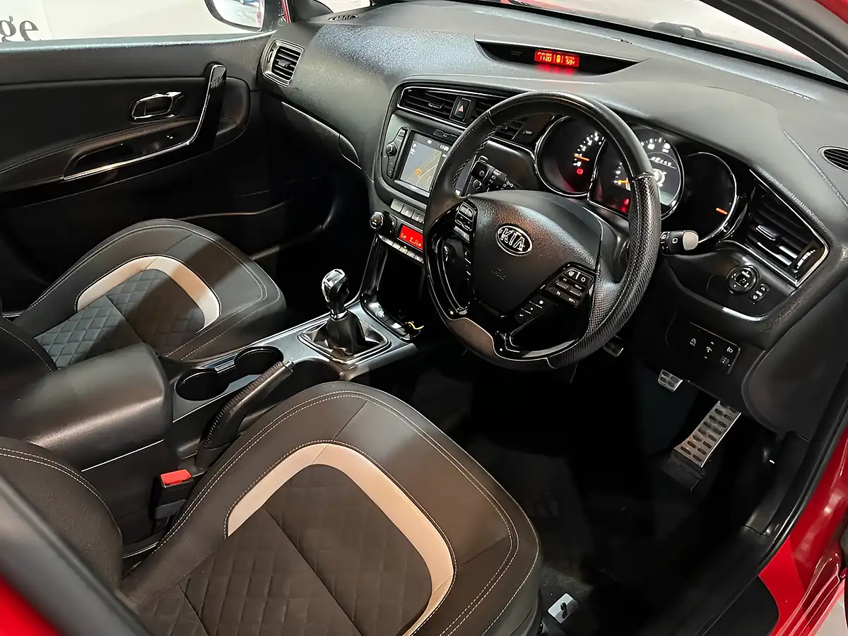 Used 2018 Kia Ceed GT-Line Red - Interior and Exterior details 7