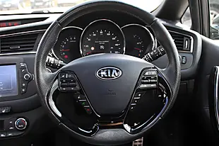 Used 2018 Kia Ceed GT-Line S Silver - Interior and Exterior details 18
