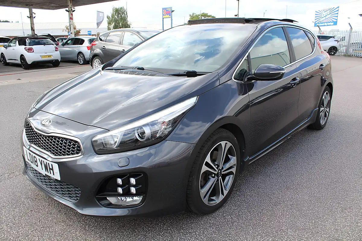 Used 2018 Kia Ceed GT-Line S Silver - Interior and Exterior details 5