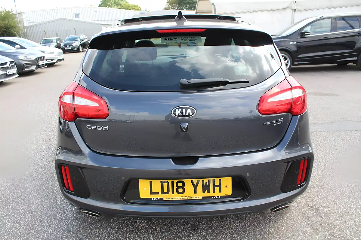 Used 2018 Kia Ceed GT-Line S Silver - Interior and Exterior details 9