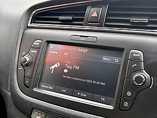 Used 2018 Kia Ceed GT-Line S White - Interior and Exterior details 11