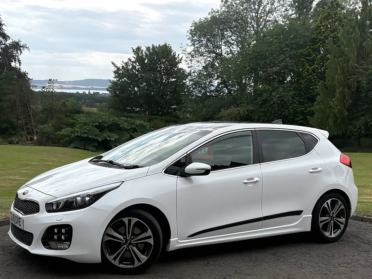 Used 2018 Kia Ceed GT-Line S White - Interior and Exterior details 2