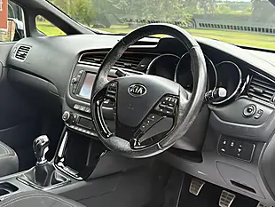 Used 2018 Kia Ceed GT-Line S White - Interior and Exterior details 9