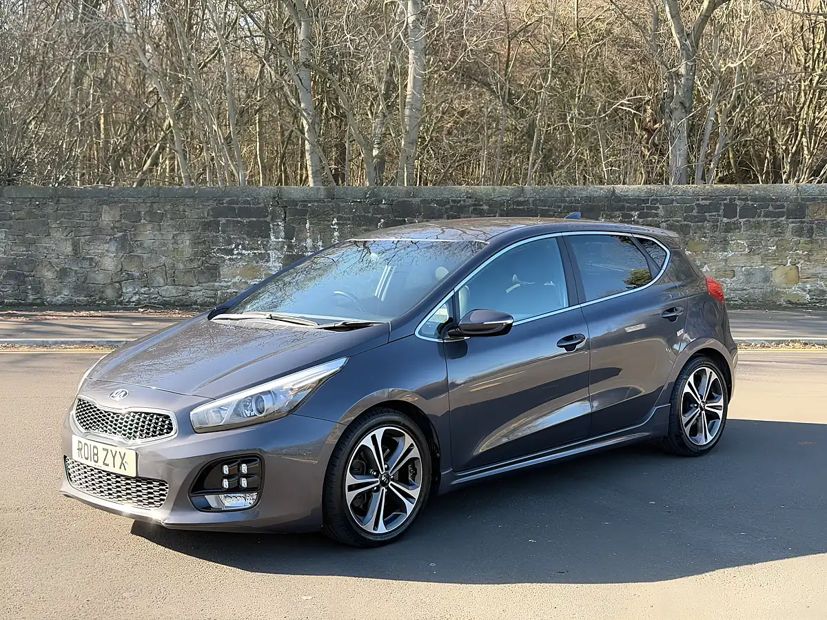 Used 2018 Kia Ceed GT-Line Silver - Front View