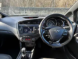 Used 2018 Kia Ceed GT-Line Silver - Interior and Exterior details 4