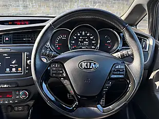 Used 2018 Kia Ceed GT-Line Silver - Interior and Exterior details 7