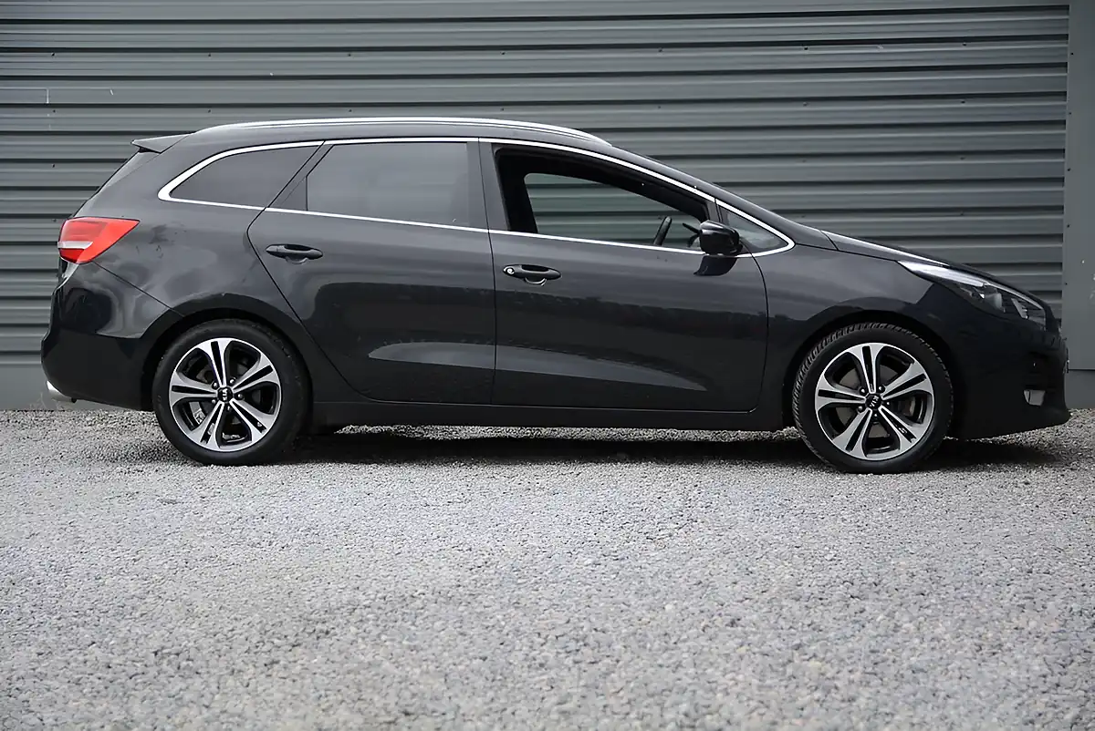Used 2018 Kia Ceed GT-Line Sportswagon Black - Interior and Exterior details 2