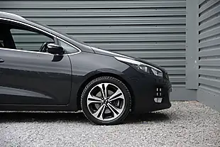 Used 2018 Kia Ceed GT-Line Sportswagon Black - Interior and Exterior details 3