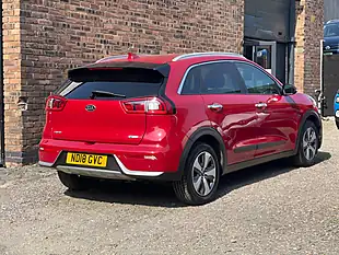 Used 2018 Kia Niro 2 Red - Interior and Exterior details 6