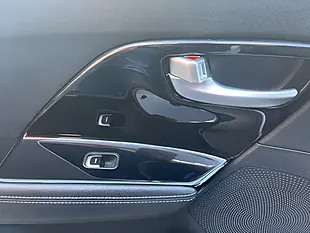 Used 2018 Kia Niro 2 White - Interior and Exterior details 17