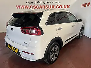 Used 2018 Kia Niro 2 White - Interior and Exterior details 2