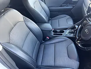 Used 2018 Kia Niro 2 White - Interior and Exterior details 3