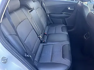 Used 2018 Kia Niro 2 White - Interior and Exterior details 6