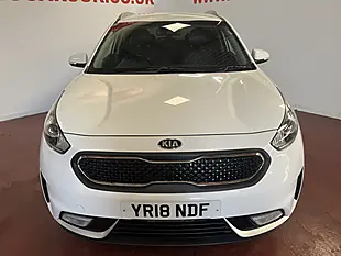 Used 2018 Kia Niro 2 White - Interior and Exterior details 7
