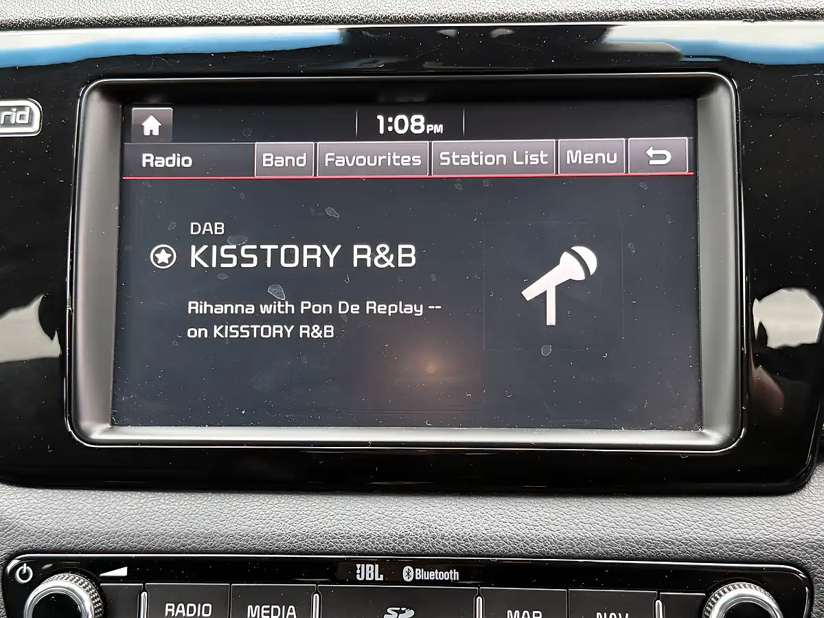 Used 2018 Kia Niro 3 Blue - Interior and Exterior details 17