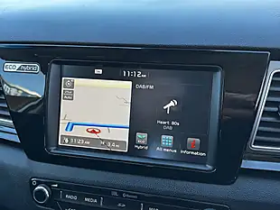 Used 2018 Kia Niro 3 Clear White - Interior and Exterior details 13