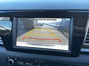 Used 2018 Kia Niro 3 Clear White - Interior and Exterior details 14