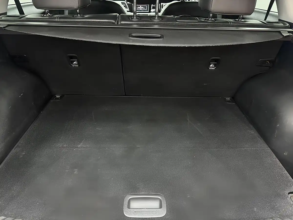 Used 2018 Kia Niro 3 Grey - Interior and Exterior details 19