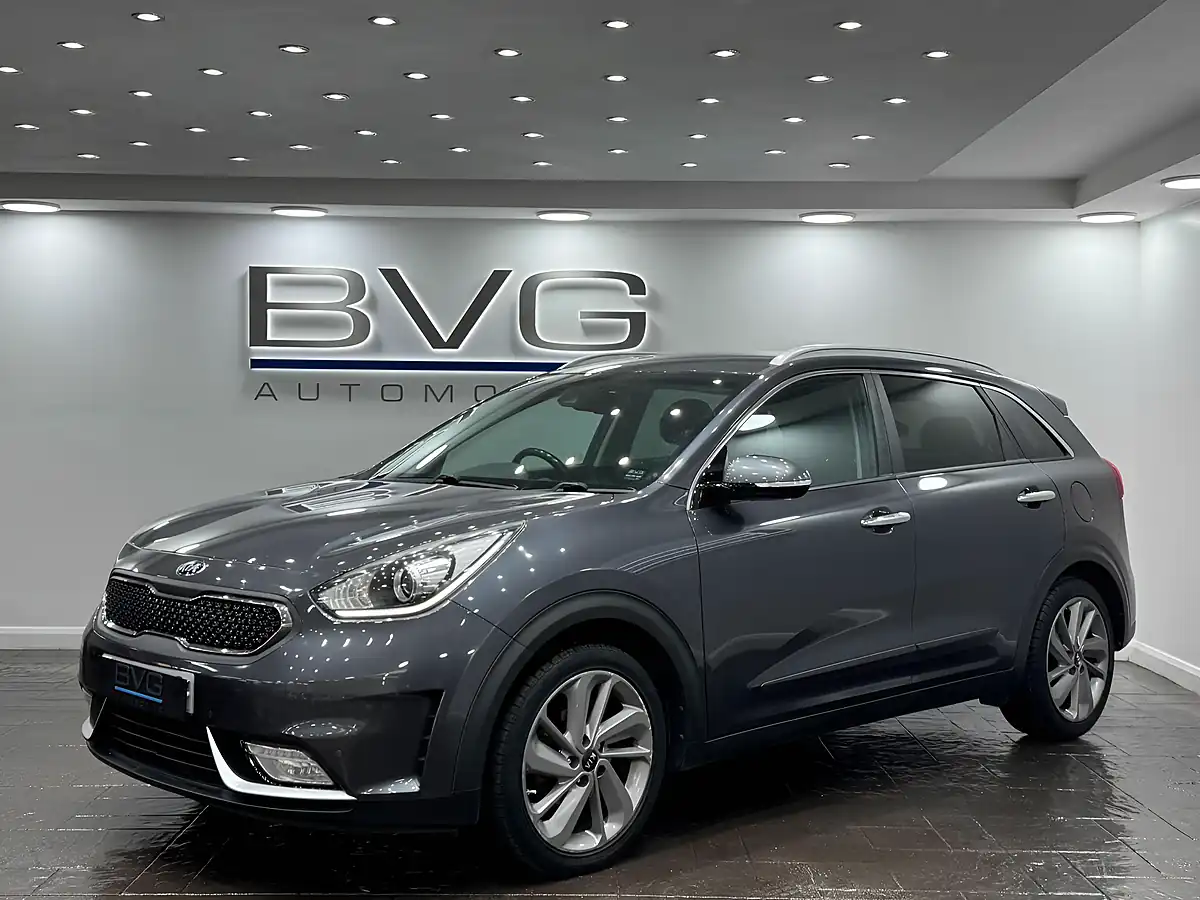 Used 2018 Kia Niro 3 Grey - Interior and Exterior details 5