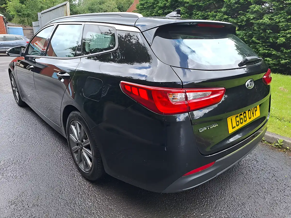 Used 2018 Kia Optima 2 Black - Interior and Exterior details 6