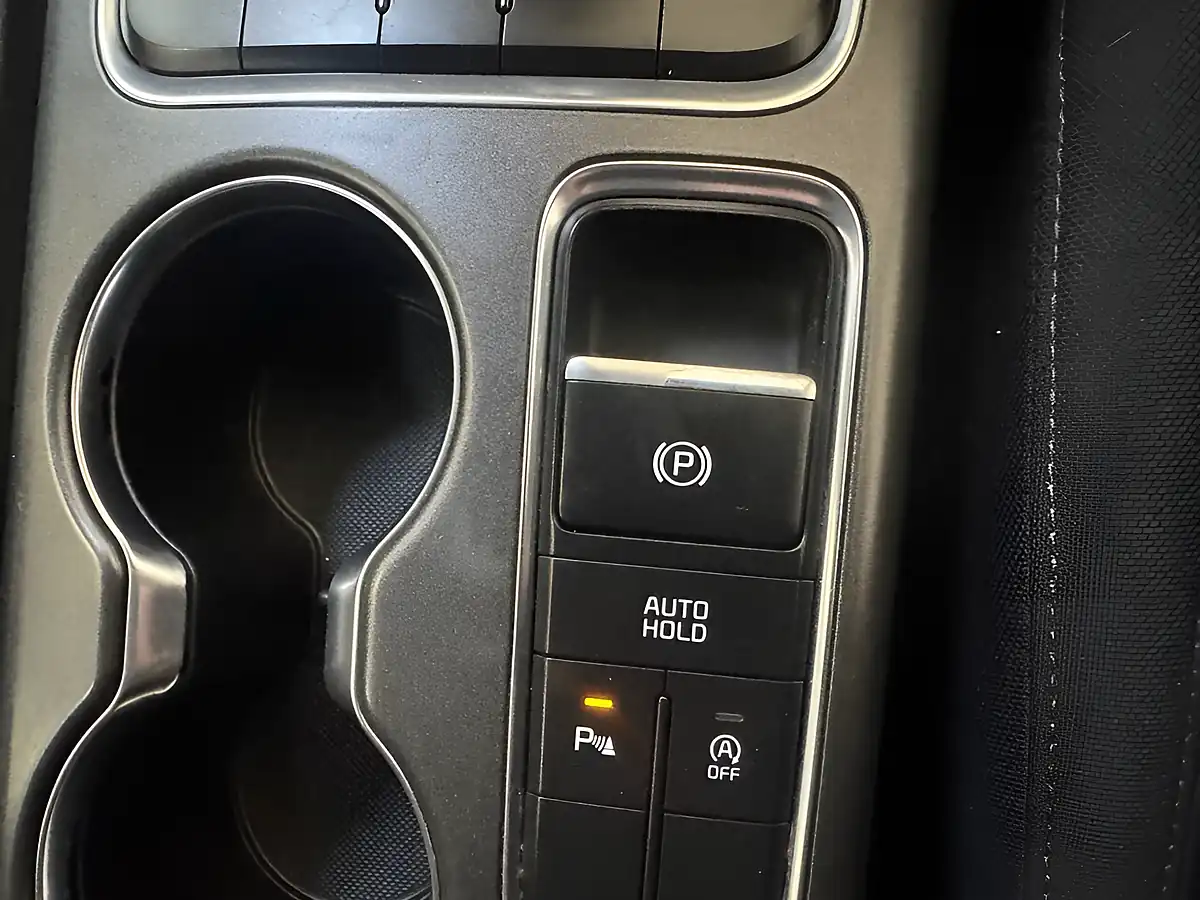 Used 2018 Kia Optima 2 Black - Interior and Exterior details 17