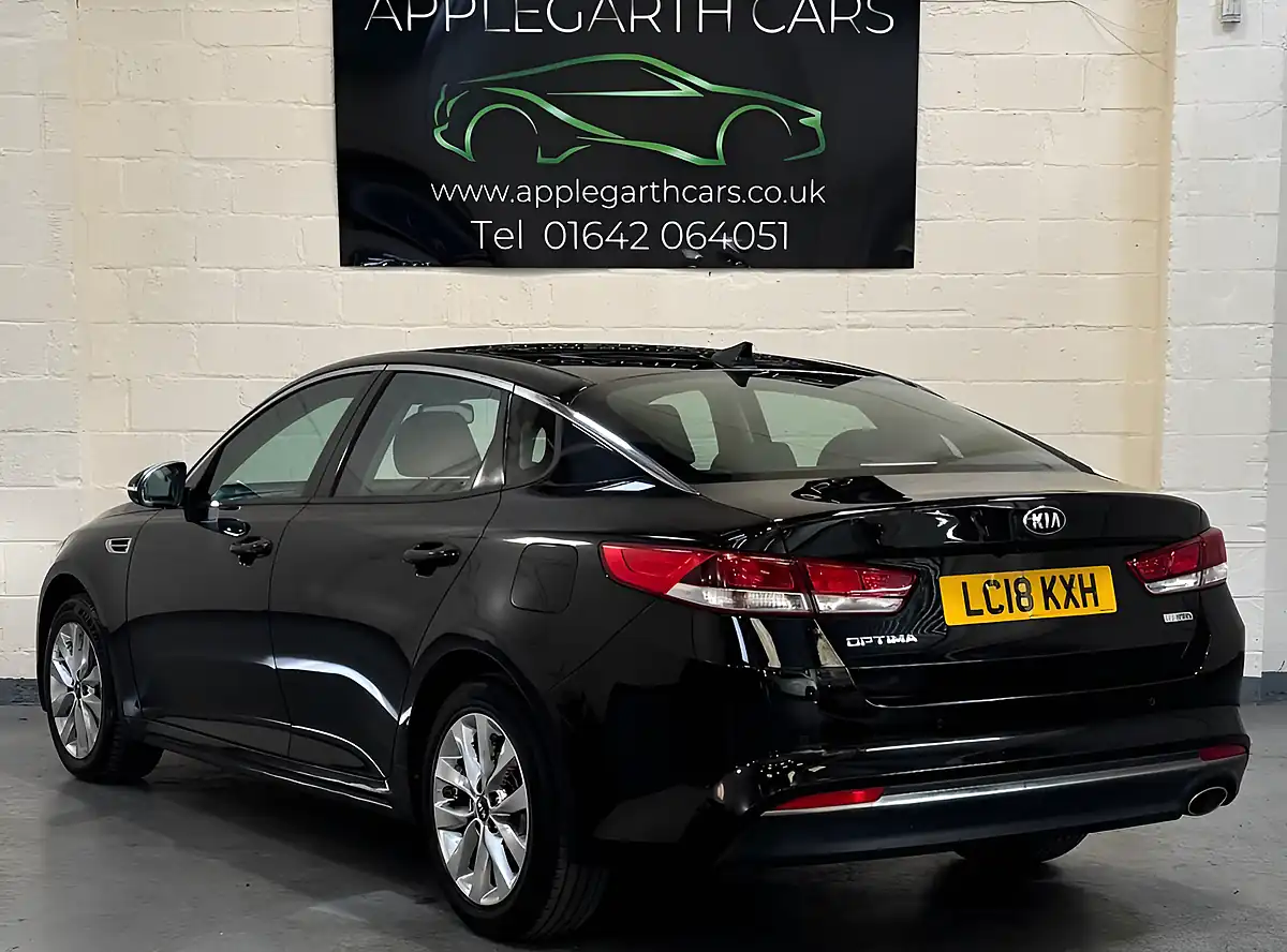 Used 2018 Kia Optima 2 Black - Interior and Exterior details 7