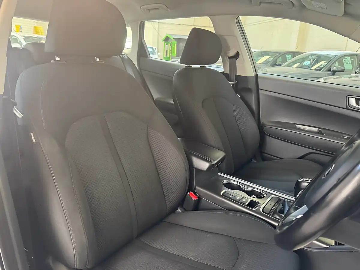 Used 2018 Kia Optima 2 Sportswagon Black - Interior and Exterior details 10