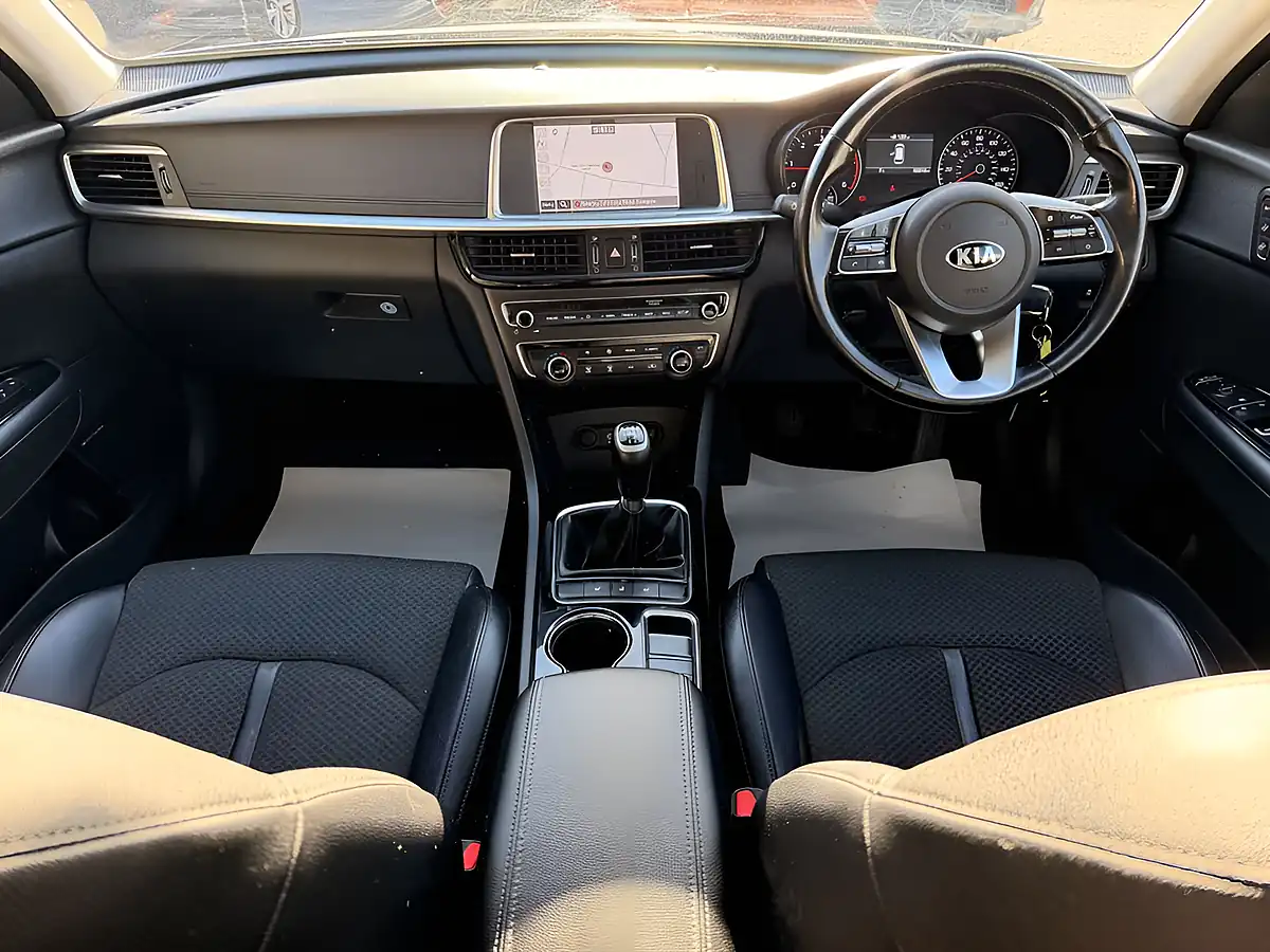 Used 2018 Kia Optima 3 Sportswagon Silver - Interior and Exterior details 17