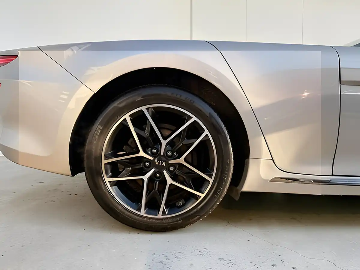 Used 2018 Kia Optima 3 Sportswagon Silver - Interior and Exterior details 4