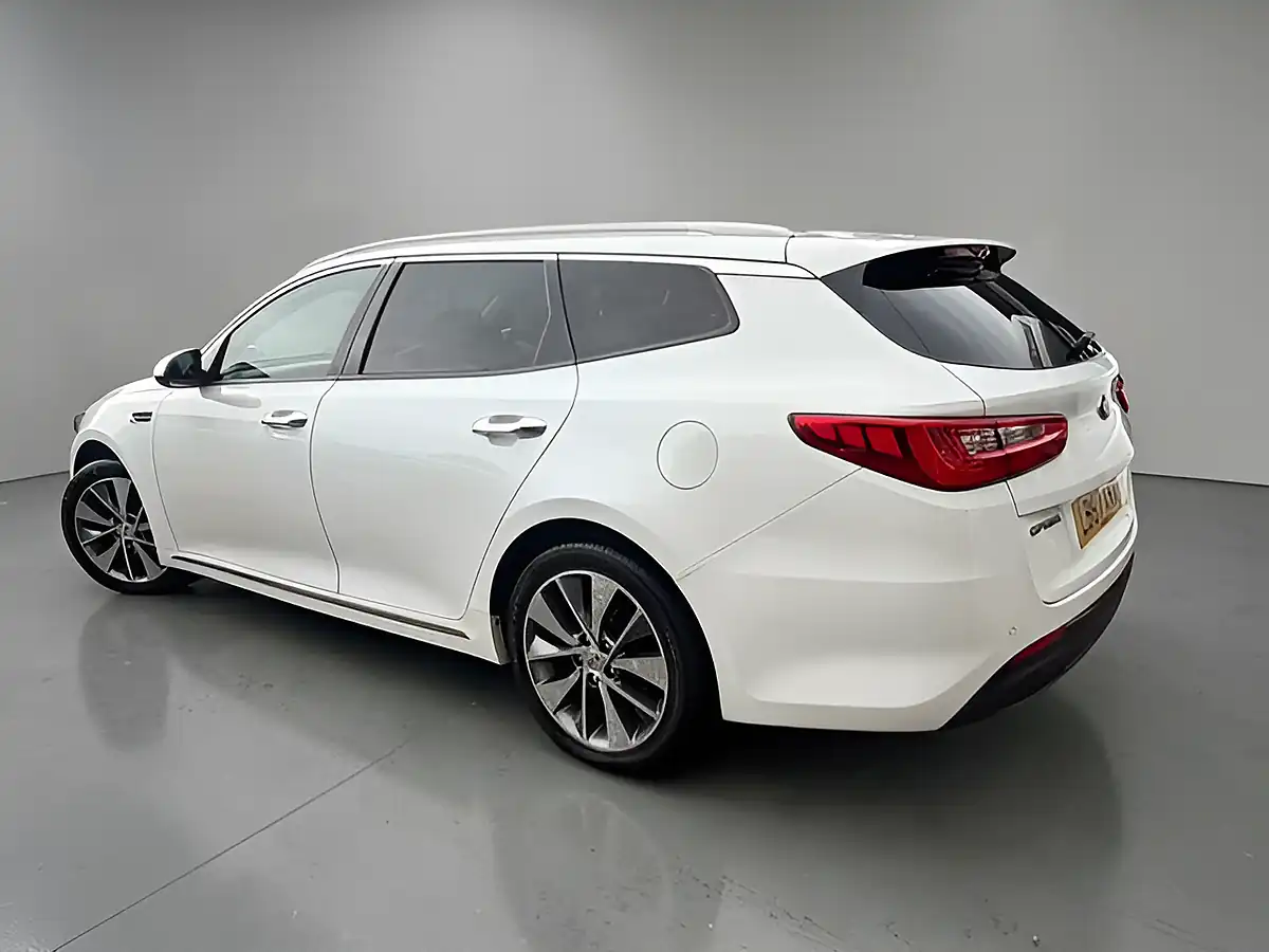 Used 2018 Kia Optima 3 Sportswagon White - Interior and Exterior details 3