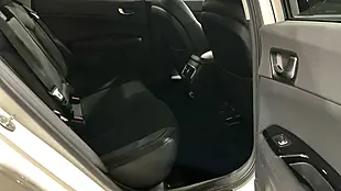 Used 2018 Kia Optima 3 White - Interior and Exterior details 10