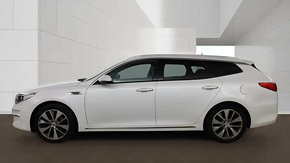 Used 2018 Kia Optima 3 White - Interior and Exterior details 6