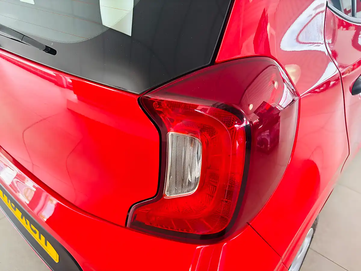 Used 2018 Kia Picanto 1 Red - Interior and Exterior details 19