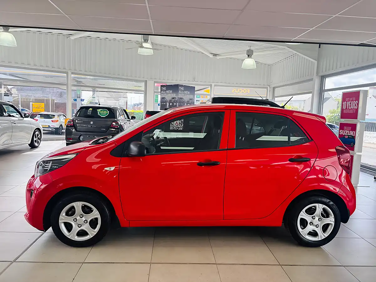 Used 2018 Kia Picanto 1 Red - Interior and Exterior details 4