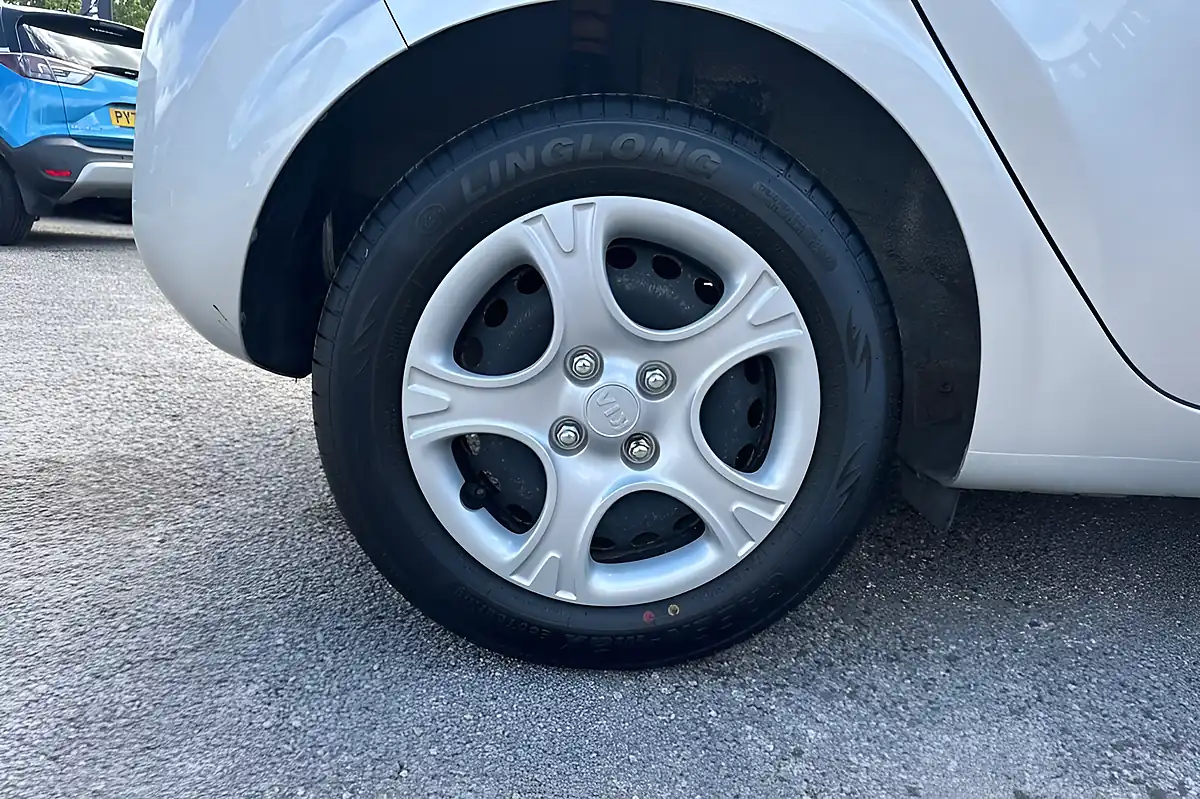Used 2018 Kia Picanto 1 Silver - Interior and Exterior details 13