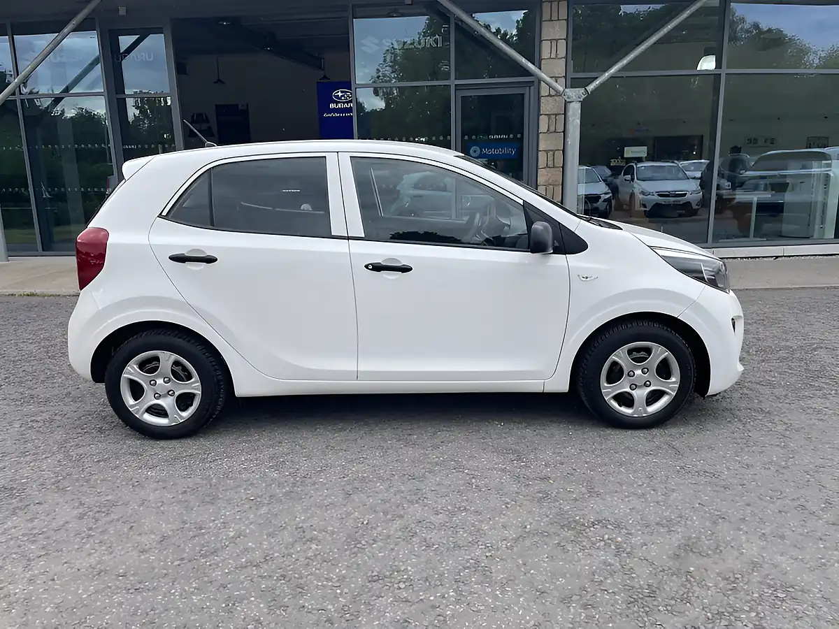 Used 2018 Kia Picanto 1 White - Interior and Exterior details 8