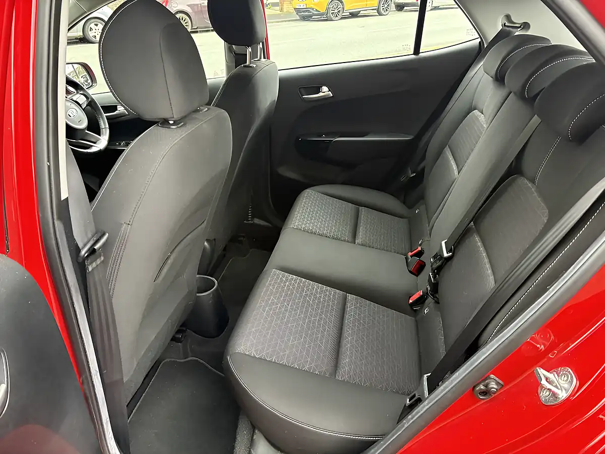 Used 2018 Kia Picanto 2 5DR Red - Interior and Exterior details 5