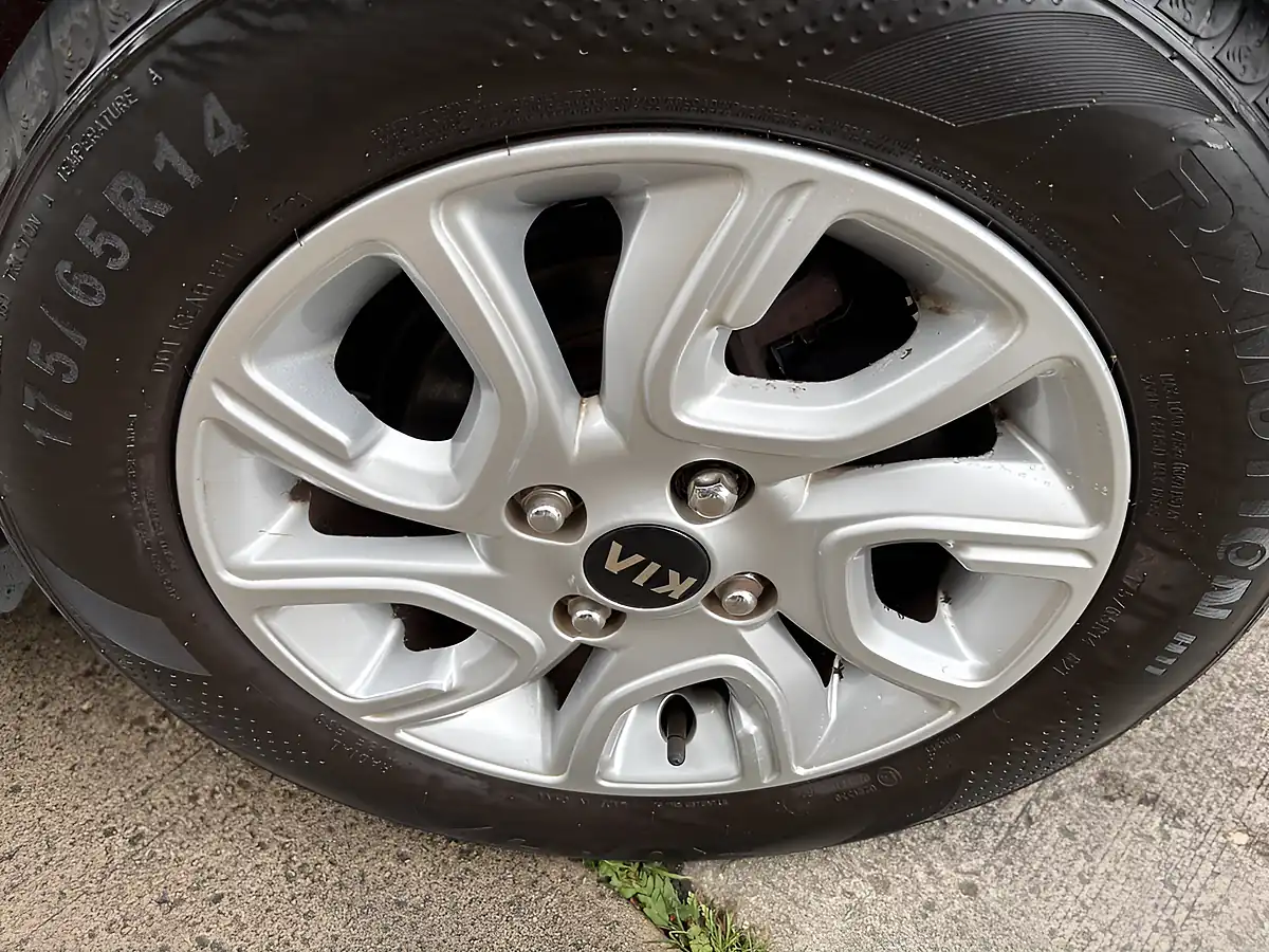 Used 2018 Kia Picanto 2 5DR Red - Interior and Exterior details 6