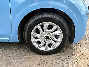 Used 2018 Kia Picanto 2 Blue - Interior and Exterior details 10