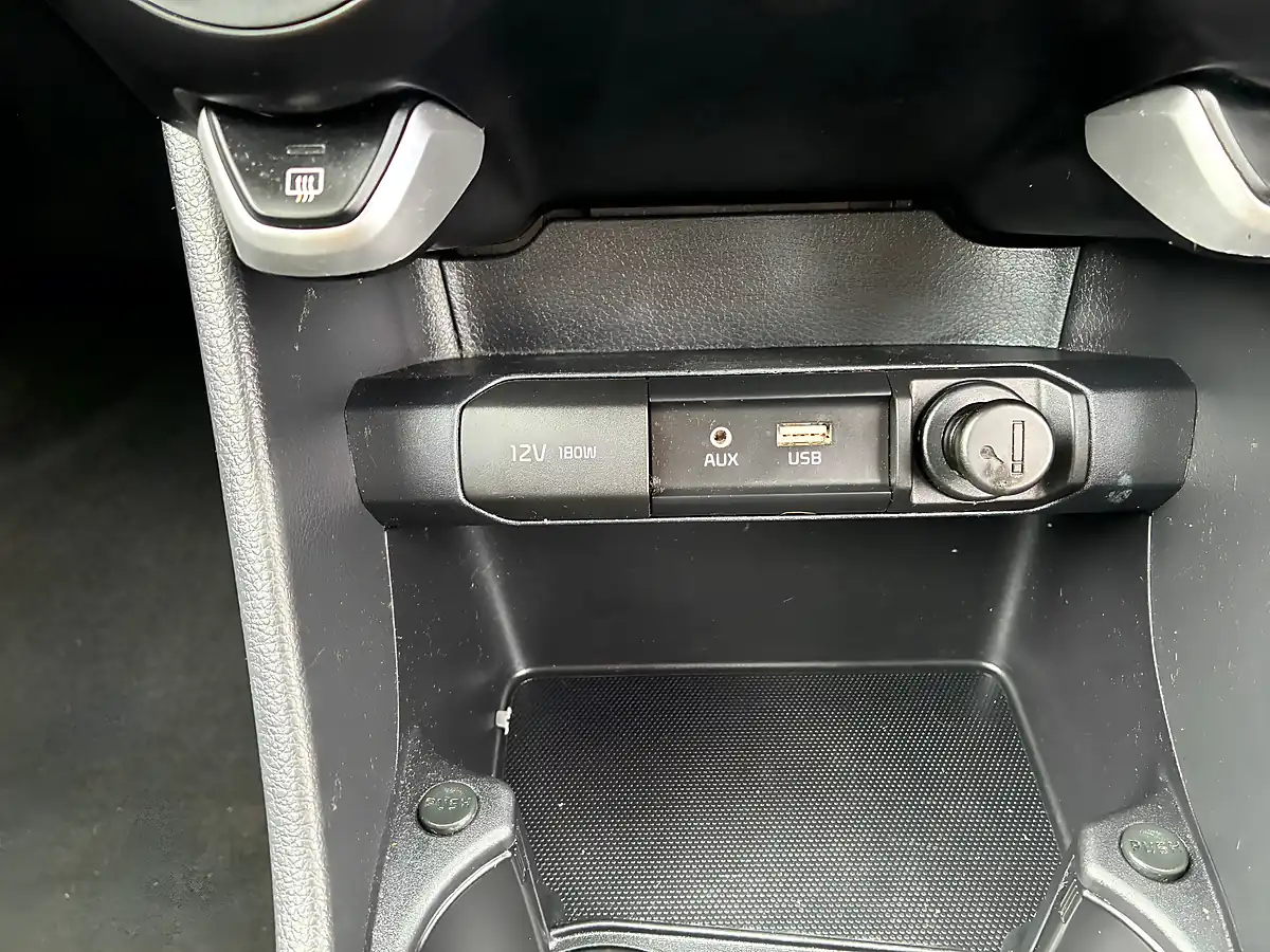 Used 2018 Kia Picanto 2 Blue - Interior and Exterior details 14
