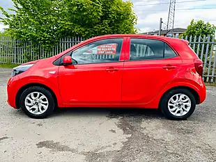 Used 2018 Kia Picanto 2 Red - Interior and Exterior details 12