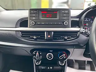 Used 2018 Kia Picanto 2 Red - Interior and Exterior details 6