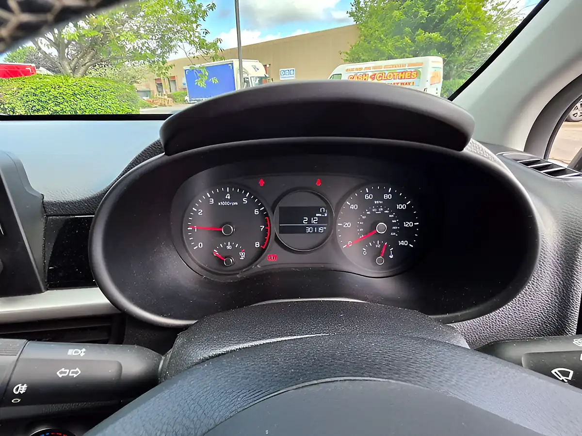 Used 2018 Kia Picanto 2 Silver - Interior and Exterior details 11